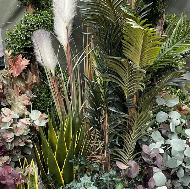 Silk Flowers Estuary Wholesale 07369235458